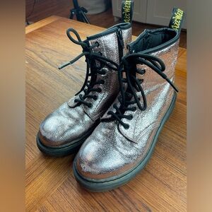 Kids’ Crinkle Metallic Pink Doc Martens